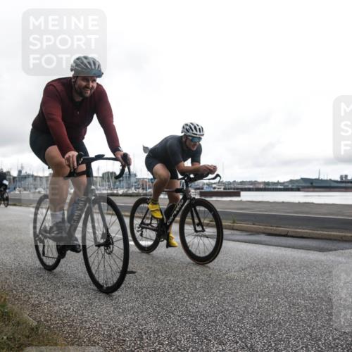 16.08.2026 - KN Förde Triathlon 2026 H.Heesch http://msf.ph/oto/9979737 16.08.2026 11:14:44 Radfahren 328, 350, 370, 396, 400 meine-sportfotos.de