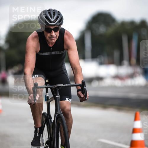 16.08.2026 - KN Förde Triathlon 2026 H.Heesch http://msf.ph/oto/9979738 16.08.2026 11:36:44 Radfahren  meine-sportfotos.de