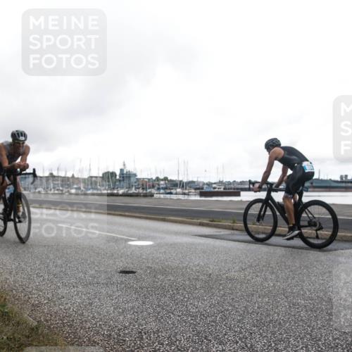 16.08.2026 - KN Förde Triathlon 2026 H.Heesch http://msf.ph/oto/9979751 16.08.2026 11:15:20 Radfahren 341, 355, 359, 367, 374, 378, 407 meine-sportfotos.de