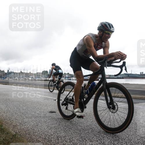 16.08.2026 - KN Förde Triathlon 2026 H.Heesch http://msf.ph/oto/9979753 16.08.2026 11:15:20 Radfahren 341, 355, 359, 367, 374, 378, 407 meine-sportfotos.de