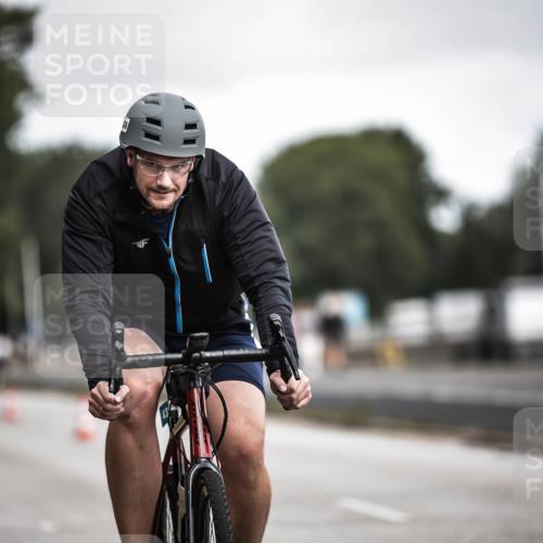 16.08.2026 - KN Förde Triathlon 2026 H.Heesch http://msf.ph/oto/9979756 16.08.2026 11:36:51 Radfahren 429, 436 meine-sportfotos.de
