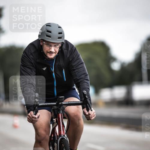 16.08.2026 - KN Förde Triathlon 2026 H.Heesch http://msf.ph/oto/9979762 16.08.2026 11:36:51 Radfahren 429, 436 meine-sportfotos.de