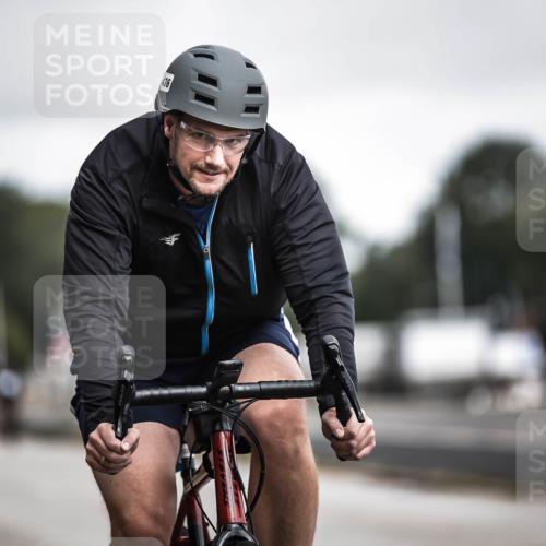 16.08.2026 - KN Förde Triathlon 2026 H.Heesch http://msf.ph/oto/9979770 16.08.2026 11:36:51 Radfahren 429, 436 meine-sportfotos.de