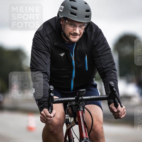 16.08.2026 - KN Förde Triathlon 2026 H.Heesch http://msf.ph/oto/9979776 16.08.2026 11:36:51 Radfahren 429, 436 meine-sportfotos.de