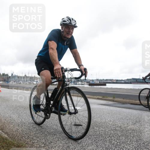 16.08.2026 - KN Förde Triathlon 2026 H.Heesch http://msf.ph/oto/9979786 16.08.2026 11:16:27 Radfahren 360, 406, 413, 801 meine-sportfotos.de