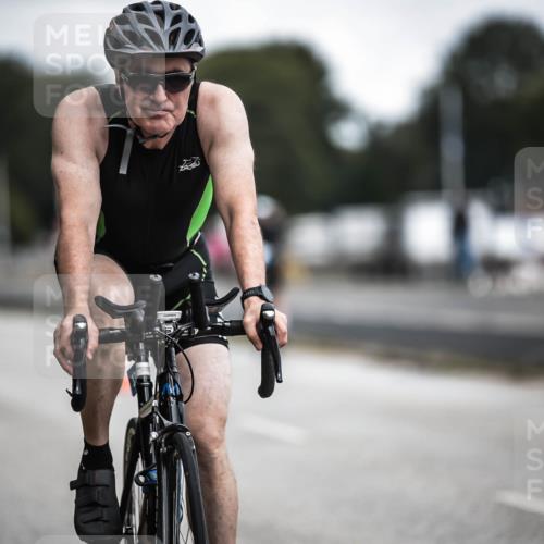 16.08.2026 - KN Förde Triathlon 2026 H.Heesch http://msf.ph/oto/9979797 16.08.2026 11:36:58 Radfahren 375, 422 meine-sportfotos.de
