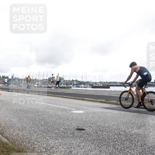 16.08.2026 - KN Förde Triathlon 2026 H.Heesch http://msf.ph/oto/9979824 16.08.2026 11:17:32 Radfahren 322, 358, 359, 382, 417, 432, 435, 804 meine-sportfotos.de