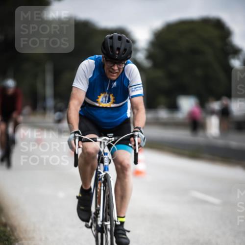 16.08.2026 - KN Förde Triathlon 2026 H.Heesch http://msf.ph/oto/9979833 16.08.2026 11:37:04 Radfahren 370, 398, 404, 407, 415 meine-sportfotos.de
