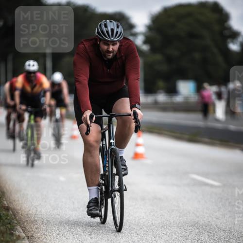 16.08.2026 - KN Förde Triathlon 2026 H.Heesch http://msf.ph/oto/9979851 16.08.2026 11:37:07 Radfahren 370, 398, 404, 407, 415 meine-sportfotos.de