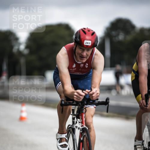16.08.2026 - KN Förde Triathlon 2026 H.Heesch http://msf.ph/oto/9979891 16.08.2026 11:37:10 Radfahren 370, 402 meine-sportfotos.de