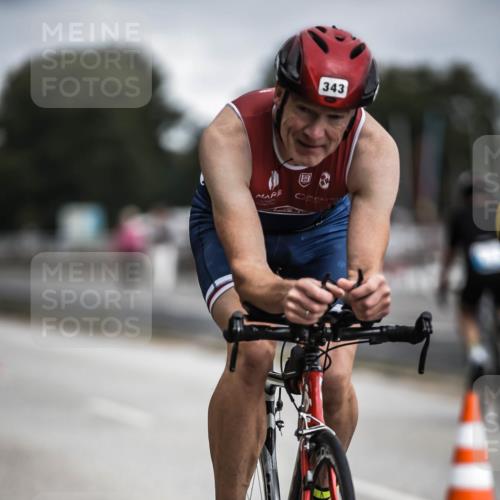 16.08.2026 - KN Förde Triathlon 2026 H.Heesch http://msf.ph/oto/9979900 16.08.2026 11:37:10 Radfahren 370, 402 meine-sportfotos.de