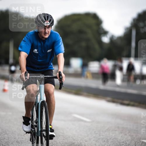 16.08.2026 - KN Förde Triathlon 2026 H.Heesch http://msf.ph/oto/9979941 16.08.2026 11:37:17 Radfahren 385 meine-sportfotos.de