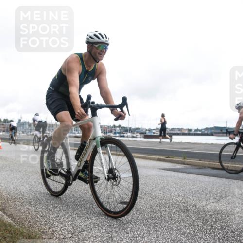 16.08.2026 - KN Förde Triathlon 2026 H.Heesch http://msf.ph/oto/9979951 16.08.2026 11:20:05 Radfahren 314, 315, 325, 329, 368, 390, 439 meine-sportfotos.de