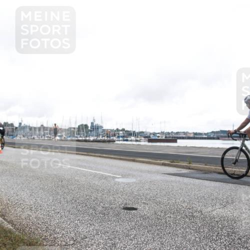 16.08.2026 - KN Förde Triathlon 2026 H.Heesch http://msf.ph/oto/9979962 16.08.2026 11:20:11 Radfahren 311, 325 meine-sportfotos.de
