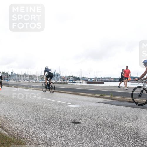 16.08.2026 - KN Förde Triathlon 2026 H.Heesch http://msf.ph/oto/9979978 16.08.2026 11:20:35 Radfahren 324, 337 meine-sportfotos.de