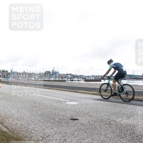 16.08.2026 - KN Förde Triathlon 2026 H.Heesch http://msf.ph/oto/9979996 16.08.2026 11:21:06 Radfahren 310, 316, 392, 410, 430 meine-sportfotos.de