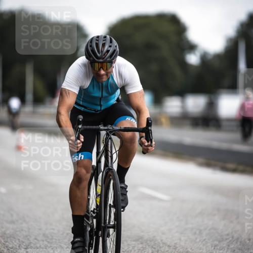 16.08.2026 - KN Förde Triathlon 2026 H.Heesch http://msf.ph/oto/9979997 16.08.2026 11:37:27 Radfahren 374, 413, 424 meine-sportfotos.de