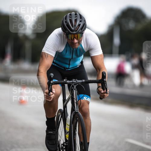 16.08.2026 - KN Förde Triathlon 2026 H.Heesch http://msf.ph/oto/9980008 16.08.2026 11:37:27 Radfahren 374, 413, 424 meine-sportfotos.de