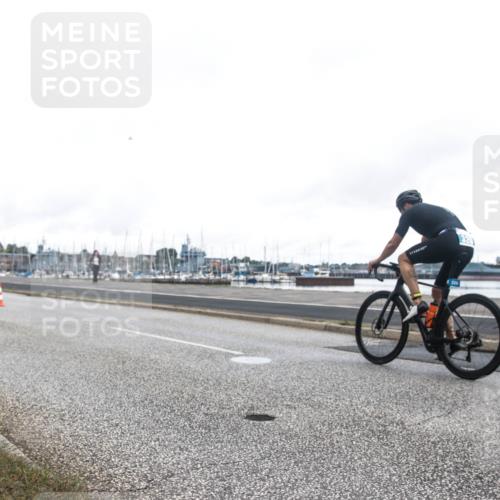 16.08.2026 - KN Förde Triathlon 2026 H.Heesch http://msf.ph/oto/9980009 16.08.2026 11:21:21 Radfahren 312, 424 meine-sportfotos.de