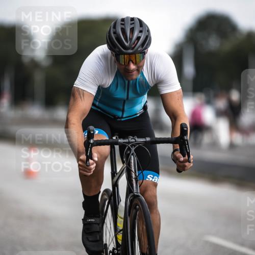 16.08.2026 - KN Förde Triathlon 2026 H.Heesch http://msf.ph/oto/9980010 16.08.2026 11:37:27 Radfahren 374, 413, 424 meine-sportfotos.de