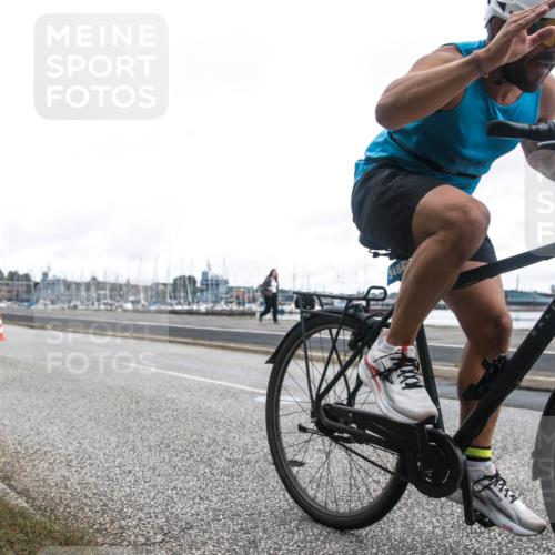 16.08.2026 - KN Förde Triathlon 2026 H.Heesch http://msf.ph/oto/9980012 16.08.2026 11:21:29 Radfahren 348, 394 meine-sportfotos.de