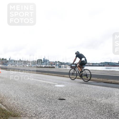 16.08.2026 - KN Förde Triathlon 2026 H.Heesch http://msf.ph/oto/9980024 16.08.2026 11:21:45 Radfahren 323, 342, 347, 365, 372, 377 meine-sportfotos.de