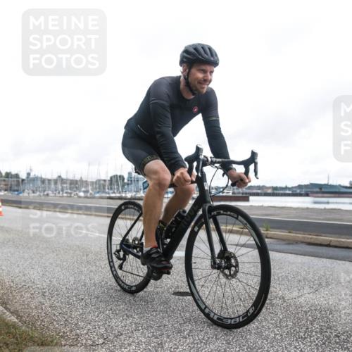 16.08.2026 - KN Förde Triathlon 2026 H.Heesch http://msf.ph/oto/9980032 16.08.2026 11:21:48 Radfahren 342, 365, 372, 377, 391 meine-sportfotos.de