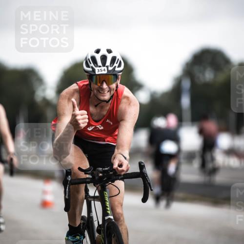 16.08.2026 - KN Förde Triathlon 2026 H.Heesch http://msf.ph/oto/9980044 16.08.2026 11:37:50 Radfahren  meine-sportfotos.de