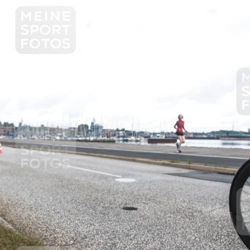16.08.2026 - KN Förde Triathlon 2026 H.Heesch http://msf.ph/oto/9980048 16.08.2026 11:22:18 Radfahren 329, 375, 397, 400 meine-sportfotos.de
