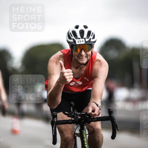 16.08.2026 - KN Förde Triathlon 2026 H.Heesch http://msf.ph/oto/9980051 16.08.2026 11:37:50 Radfahren  meine-sportfotos.de