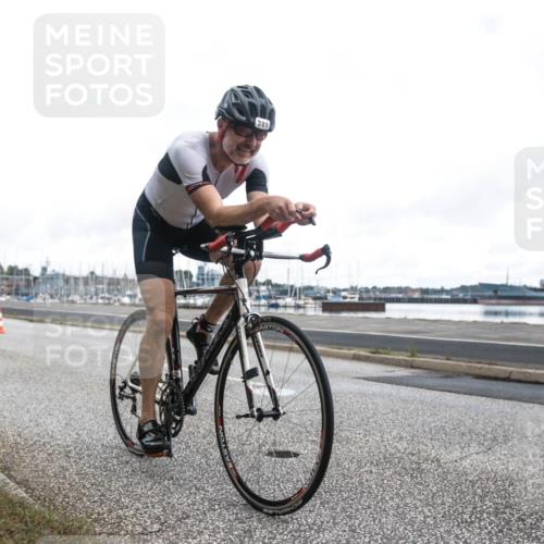 16.08.2026 - KN Förde Triathlon 2026 H.Heesch http://msf.ph/oto/9980056 16.08.2026 11:22:31 Radfahren 307, 315, 325, 368, 369, 389, 409, 415 meine-sportfotos.de