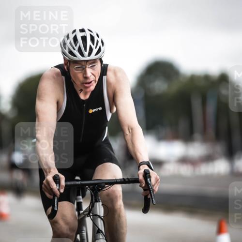 16.08.2026 - KN Förde Triathlon 2026 H.Heesch http://msf.ph/oto/9980063 16.08.2026 11:37:51 Radfahren  meine-sportfotos.de