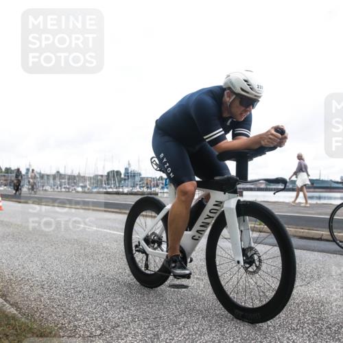 16.08.2026 - KN Förde Triathlon 2026 H.Heesch http://msf.ph/oto/9980075 16.08.2026 11:22:46 Radfahren 324, 337, 341, 373 meine-sportfotos.de