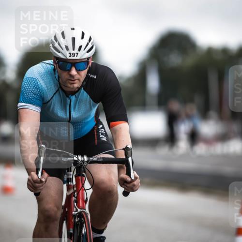 16.08.2026 - KN Förde Triathlon 2026 H.Heesch http://msf.ph/oto/9980079 16.08.2026 11:43:25 Radfahren  meine-sportfotos.de