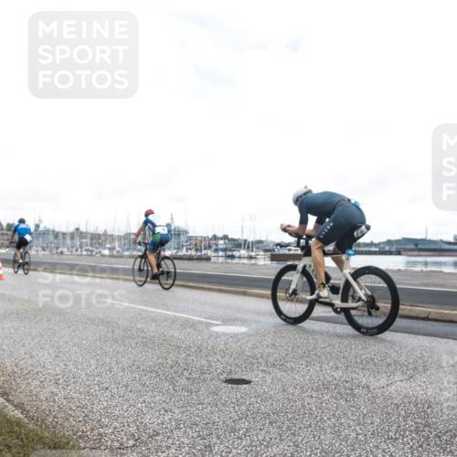 16.08.2026 - KN Förde Triathlon 2026 H.Heesch http://msf.ph/oto/9980118 16.08.2026 11:23:56 Radfahren 304, 374, 392, 422 meine-sportfotos.de