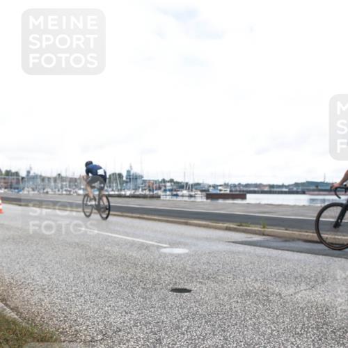 16.08.2026 - KN Förde Triathlon 2026 H.Heesch http://msf.ph/oto/9980139 16.08.2026 11:24:17 Radfahren 412 meine-sportfotos.de