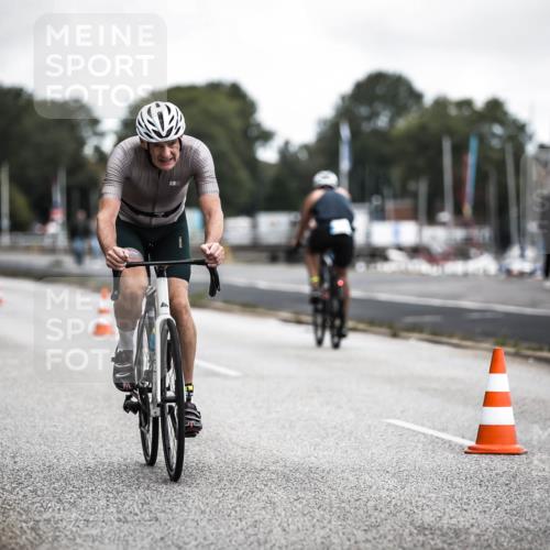 16.08.2026 - KN Förde Triathlon 2026 H.Heesch http://msf.ph/oto/9980153 16.08.2026 11:43:50 Radfahren  meine-sportfotos.de