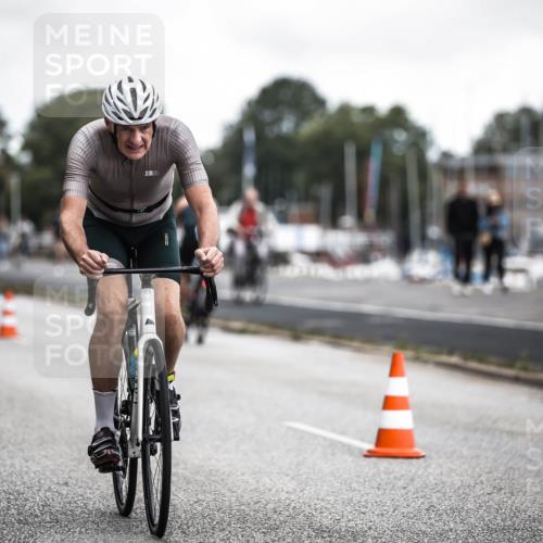 16.08.2026 - KN Förde Triathlon 2026 H.Heesch http://msf.ph/oto/9980163 16.08.2026 11:43:51 Radfahren  meine-sportfotos.de
