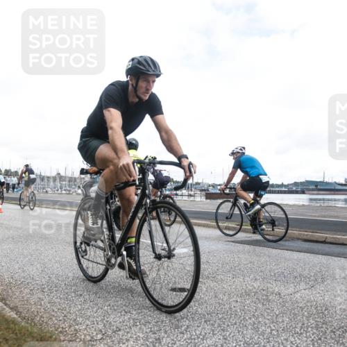 16.08.2026 - KN Förde Triathlon 2026 H.Heesch http://msf.ph/oto/9980169 16.08.2026 11:25:03 Radfahren 331, 341, 408, 409, 426 meine-sportfotos.de