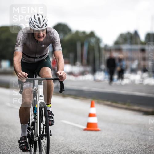16.08.2026 - KN Förde Triathlon 2026 H.Heesch http://msf.ph/oto/9980170 16.08.2026 11:43:51 Radfahren  meine-sportfotos.de