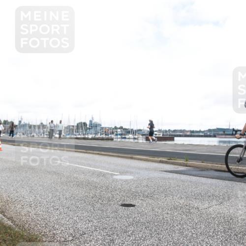 16.08.2026 - KN Förde Triathlon 2026 H.Heesch http://msf.ph/oto/9980181 16.08.2026 11:25:17 Radfahren 302, 415 meine-sportfotos.de