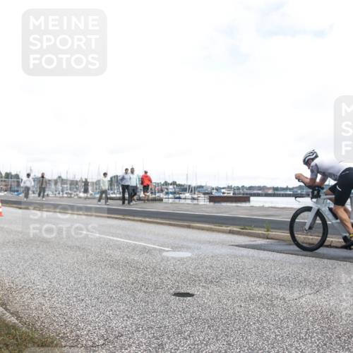 16.08.2026 - KN Förde Triathlon 2026 H.Heesch http://msf.ph/oto/9980183 16.08.2026 11:25:23 Radfahren 415 meine-sportfotos.de
