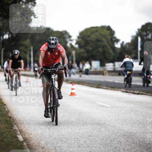 16.08.2026 - KN Förde Triathlon 2026 H.Heesch http://msf.ph/oto/9980196 16.08.2026 11:43:59 Radfahren 351, 801 meine-sportfotos.de