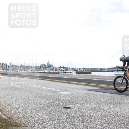 16.08.2026 - KN Förde Triathlon 2026 H.Heesch http://msf.ph/oto/9980201 16.08.2026 11:25:59 Radfahren 354, 356, 398 meine-sportfotos.de