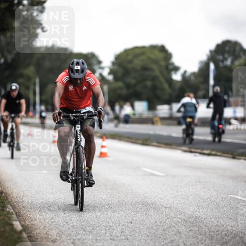 16.08.2026 - KN Förde Triathlon 2026 H.Heesch http://msf.ph/oto/9980202 16.08.2026 11:43:59 Radfahren 351, 801 meine-sportfotos.de