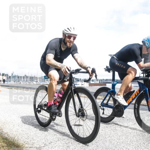16.08.2026 - KN Förde Triathlon 2026 H.Heesch http://msf.ph/oto/9980209 16.08.2026 11:26:12 Radfahren 339, 350, 370, 421 meine-sportfotos.de