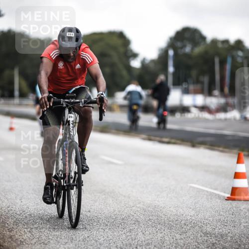 16.08.2026 - KN Förde Triathlon 2026 H.Heesch http://msf.ph/oto/9980220 16.08.2026 11:44:00 Radfahren 351, 801 meine-sportfotos.de