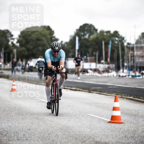 16.08.2026 - KN Förde Triathlon 2026 H.Heesch http://msf.ph/oto/9980230 16.08.2026 11:44:01 Radfahren 351, 801 meine-sportfotos.de