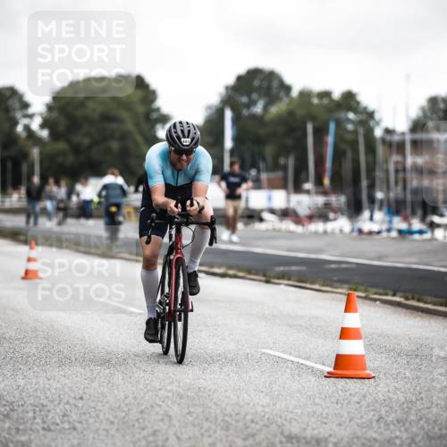 16.08.2026 - KN Förde Triathlon 2026 H.Heesch http://msf.ph/oto/9980234 16.08.2026 11:44:02 Radfahren 351, 801 meine-sportfotos.de