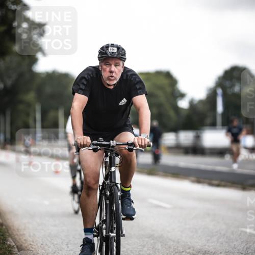 16.08.2026 - KN Förde Triathlon 2026 H.Heesch http://msf.ph/oto/9980251 16.08.2026 11:44:03 Radfahren 351, 421, 801 meine-sportfotos.de